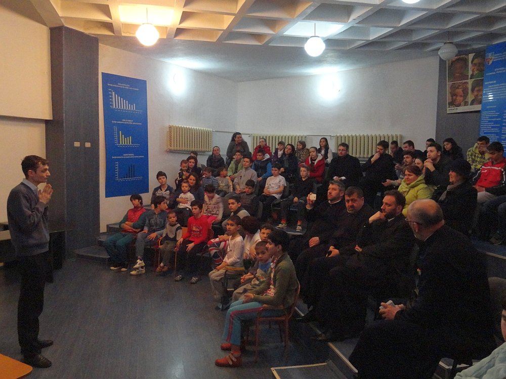 Acţiuni filantropice la Râmnicu Vâlcea 72902