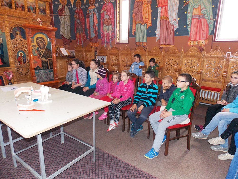 Lecţie de igienă pentru copii, la Centrul Educaţional-Inovativ din Husasău de Criş 72918
