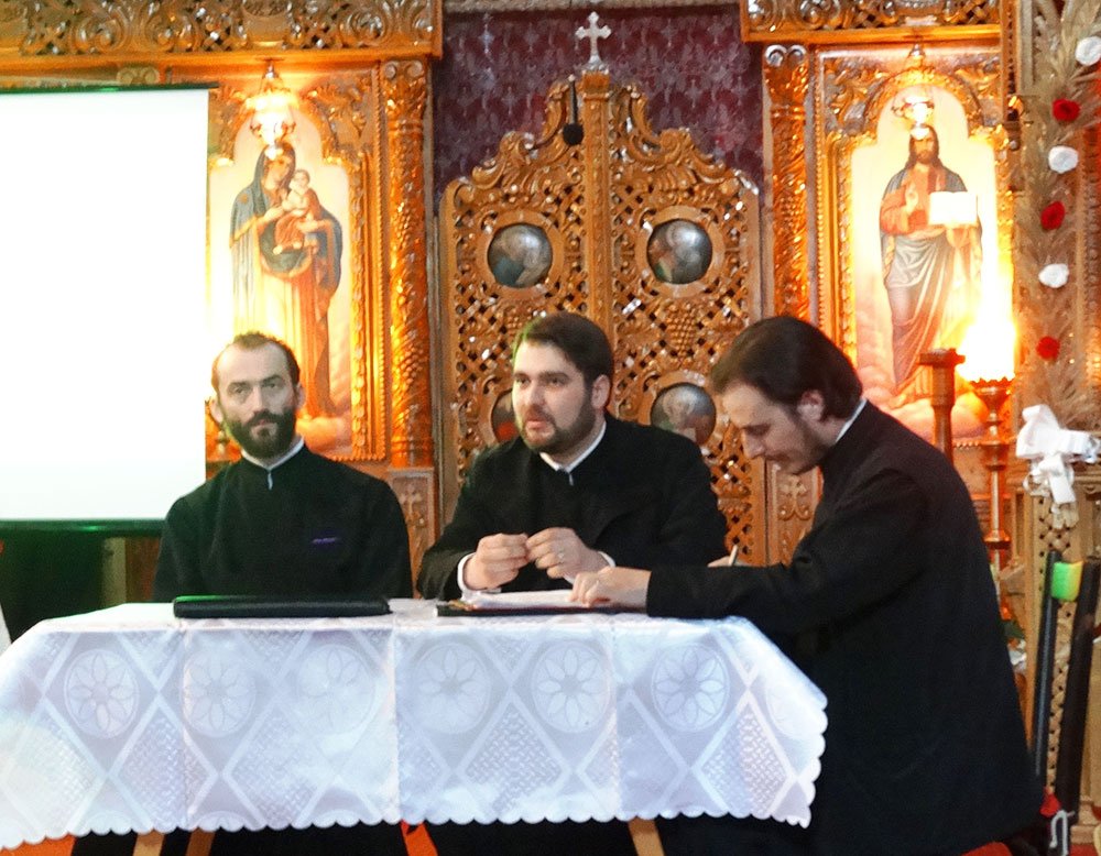 Şedinţă lunară în Protopopiatul Gherla 72870
