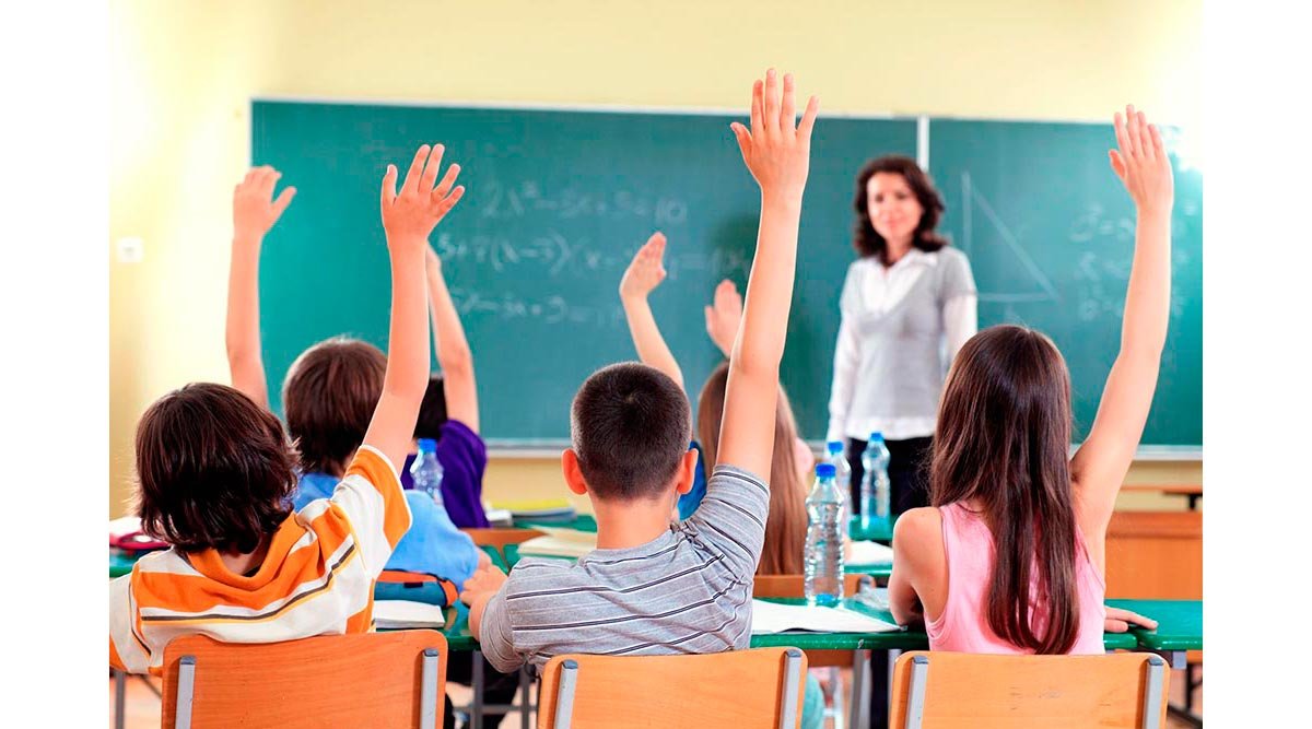 Vârsta medie a profesorului român este de 42 de ani 72801