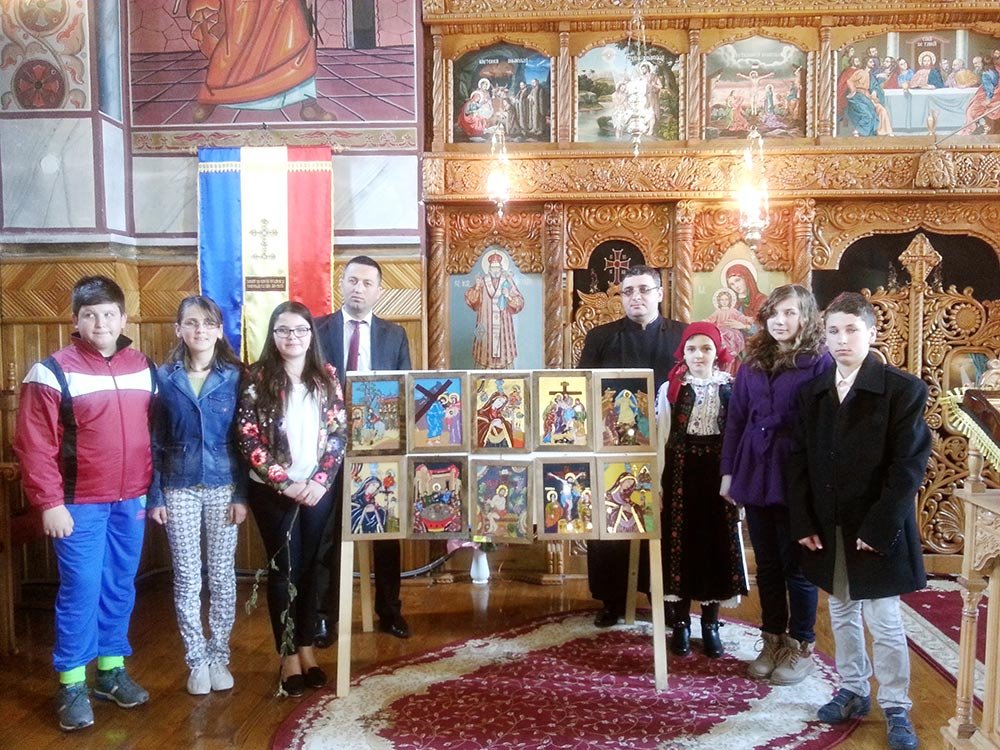 Expoziţie de icoane pe sticlă în Parohia Beznea 72784