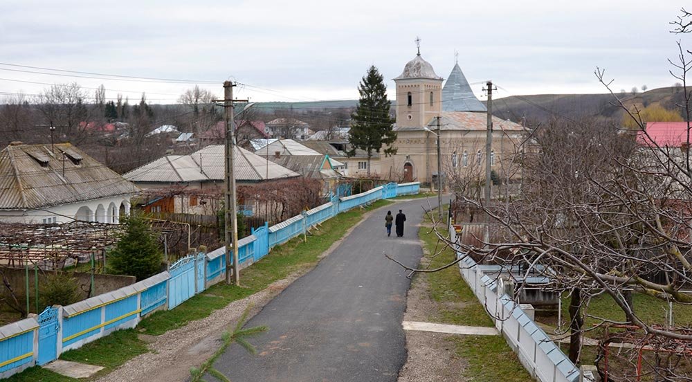 „D-apoi ce-i mai frumos ca Paştili?“ 72745