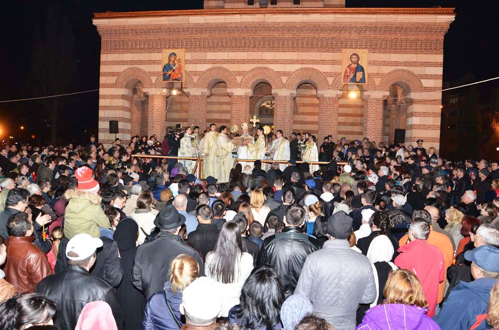Bucuria Învierii în eparhii din Muntenia şi Dobrogea 72684