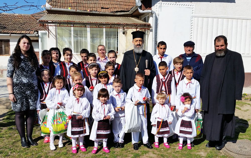 Sărbătoare în centrele sociale ale Arhiepiscopiei Alba Iuliei 72650