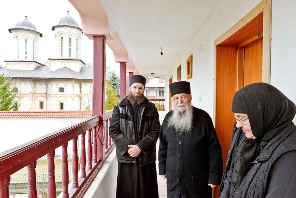 100 de ani de viaţă, 75 de preoţie 72616