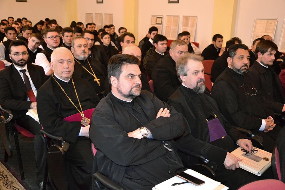 Simpozion internaţional la Caransebeş 72596