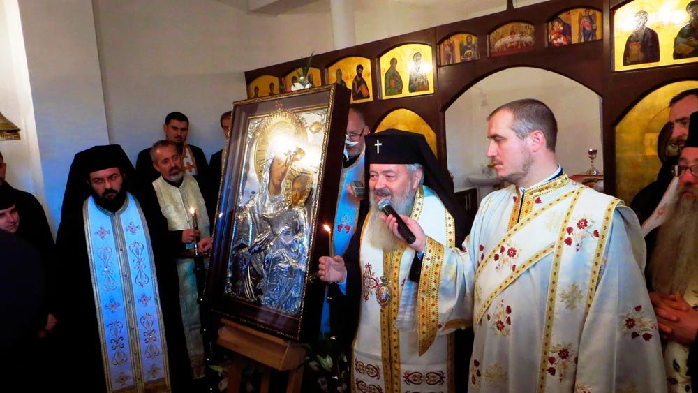 Copie a icoanei Maicii Domnului „Prodromiţa“ dăruită clujenilor 72556