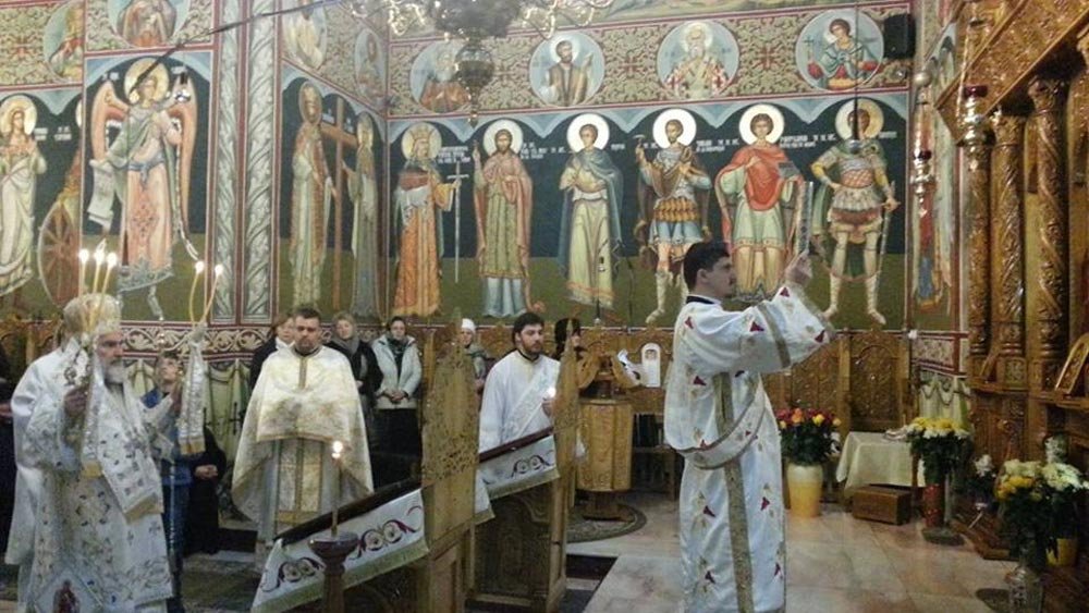 IPS Ioachim: „Să apărăm valorile, credinţa şi spiritualitatea poporului“ 72553