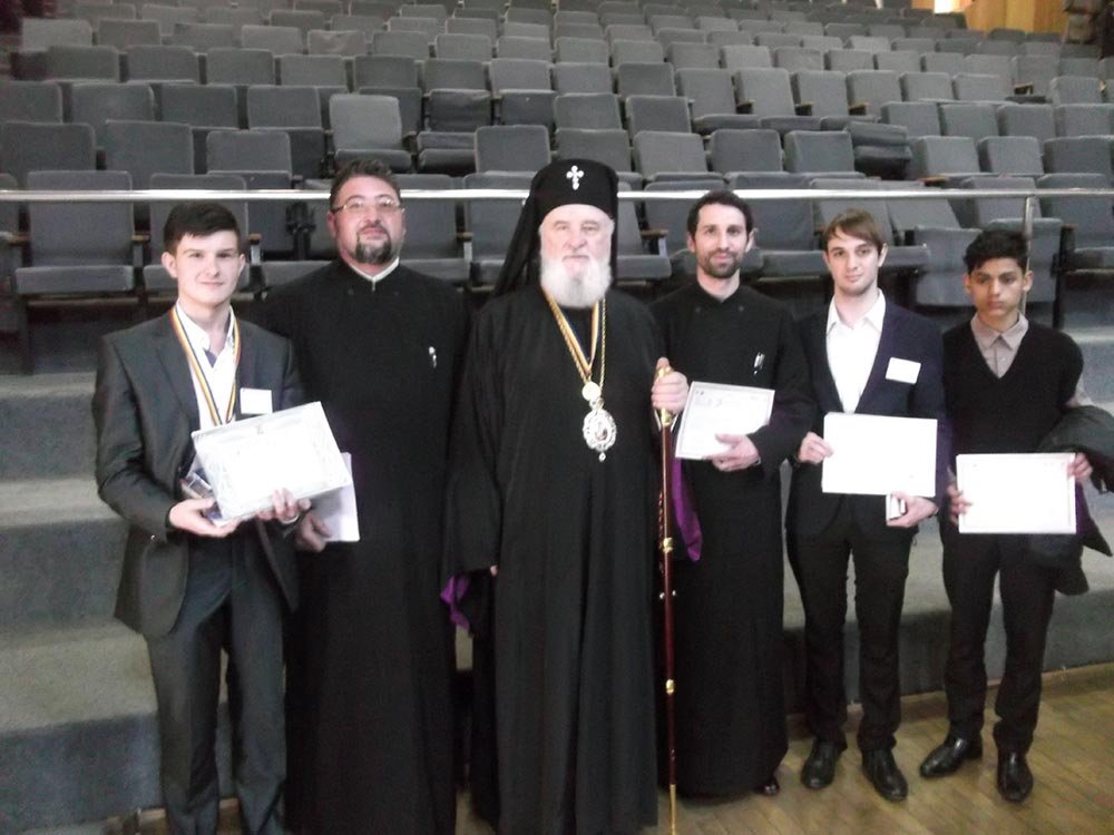 Lauri pentru elevii seminarişti craioveni 72561