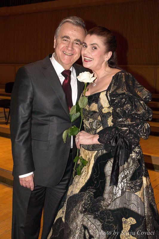 „Sunt un om iubit de Dumnezeu, care dăruieşte ce a primit“ 72546