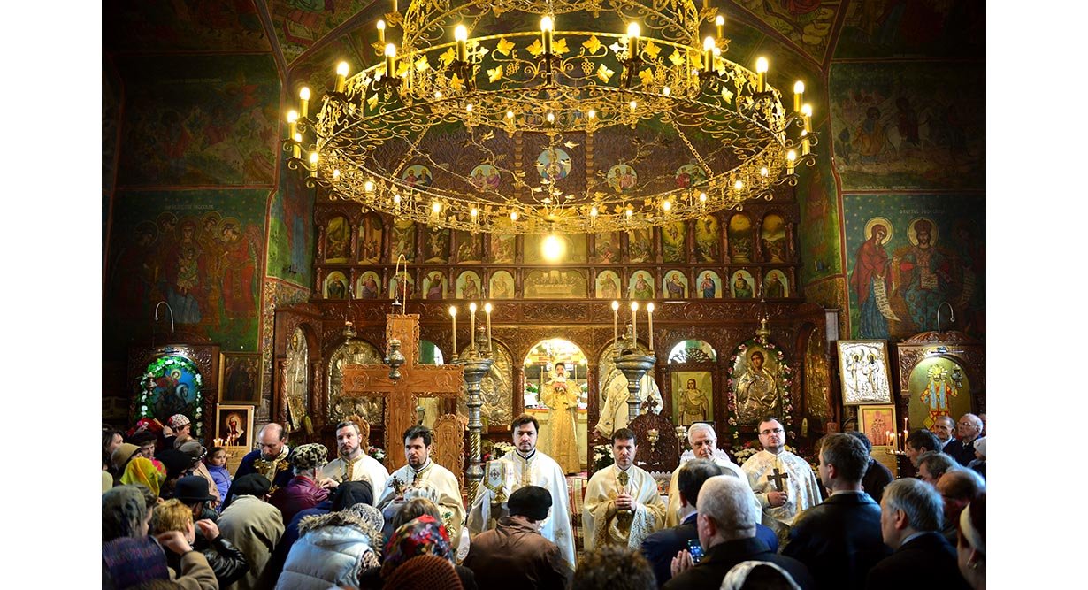 Hramul Bisericii „Sfântul Gheorghe“-Nou din Ploieşti 72489