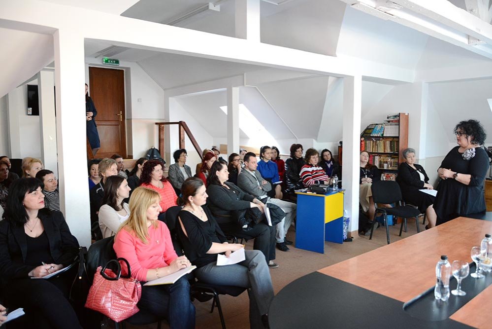 Întâlnire dedicată prevenirii abuzului asupra copiilor 72474