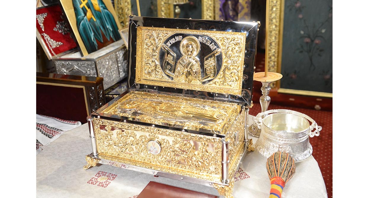 Racla cu moaştele Sfântului Ioan Gură de Aur de la Reşedinţa Patriarhală va merge în pelerinaj la Mănăstirea Pantocrator, Drăgăneşti-Vlaşca, din Episcopia Alexandriei şi Teleormanului 72486