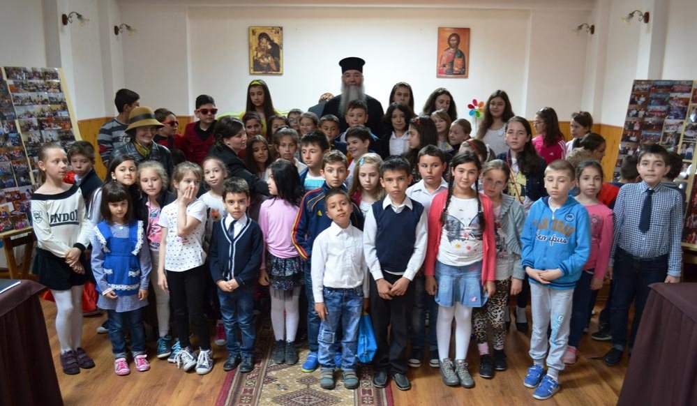 Zece ani de slujire a Bisericii prin Radio „Lumina“ 72353