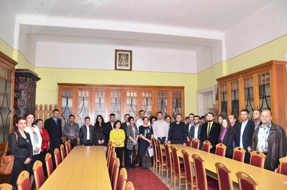 Interviuri pentru participanţii la concursul naţional de titularizare şi cei care îşi depun dosare de continuitate pentru a preda religie 72303