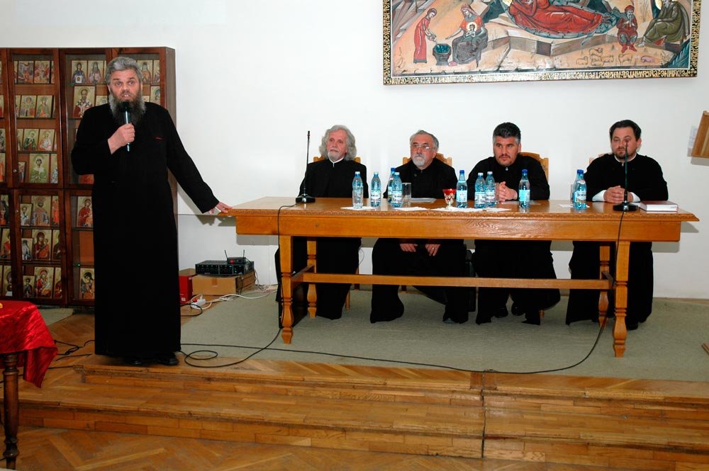 „Sfintele icoane sunt o reprezentare fidelă a unei realităţi“ 72271