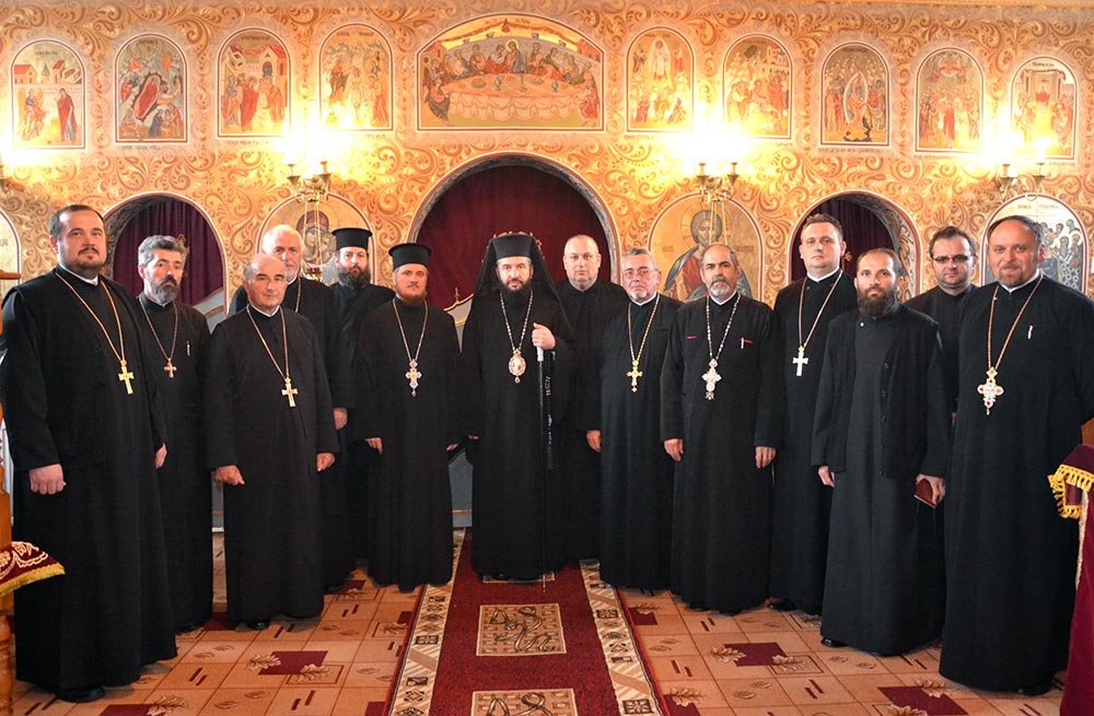 Discuţii privind dinamizarea misiunii parohiale 72231