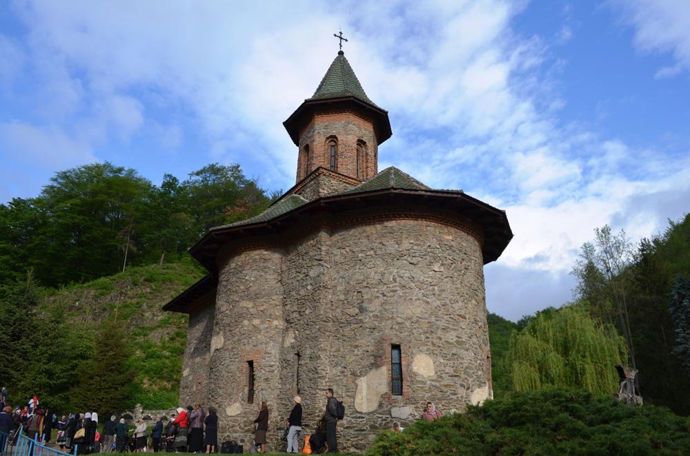 Sărbătoarea Sfântului Apostol şi Evanghelist Ioan 72248