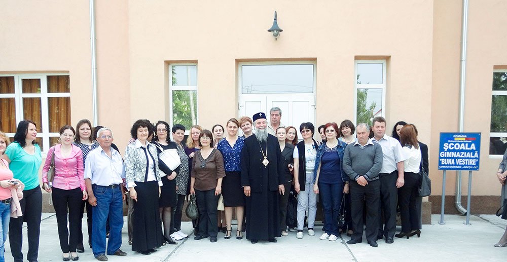 Învăţătorii din judeţul Olt, în vizită la Şcoala „Buna Vestire“-Grădinari 72206