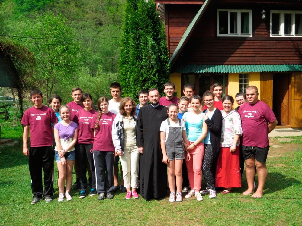 Tabără la Mărişel pentru tineri clujeni 72187