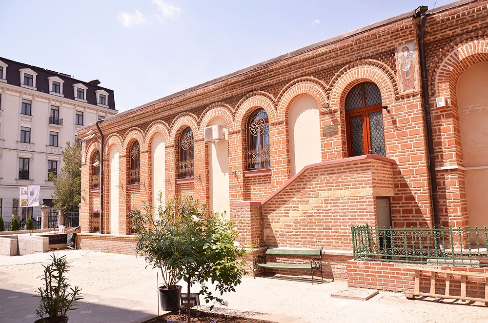 Muzeele bisericeşti, mijloace de promovare a valorilor naţionale 72078