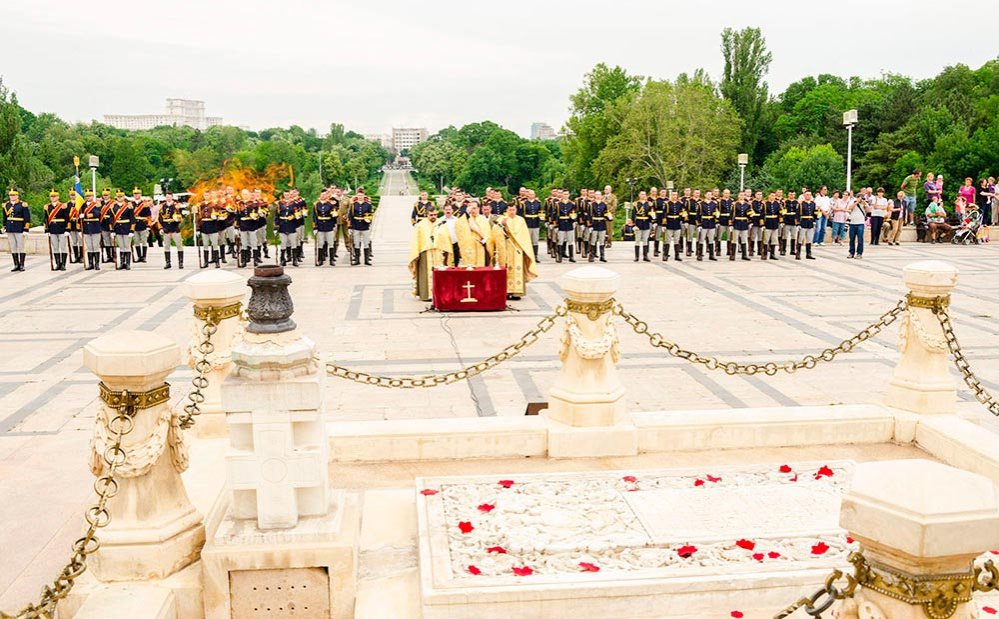 Înălţarea Domnului - Ziua Eroilor, sărbătoare naţională a poporului român 72037