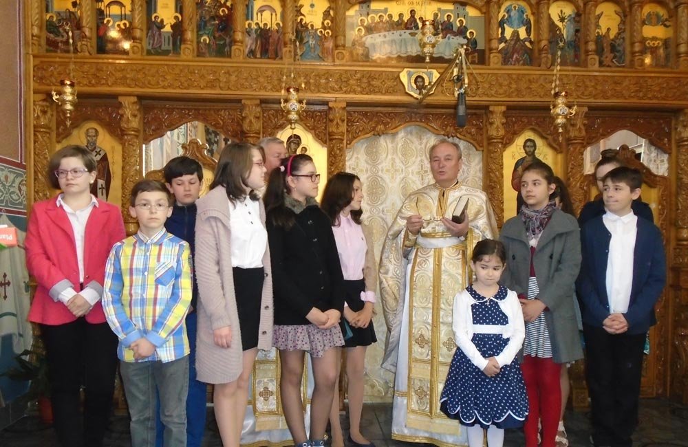 Concurs pentru elevi în parohia clujeană „Naşterea Domnului“ 72030