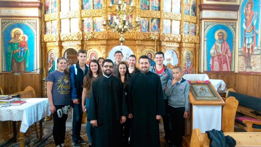 Seară cu tinerii din Parohia Piatra 72032