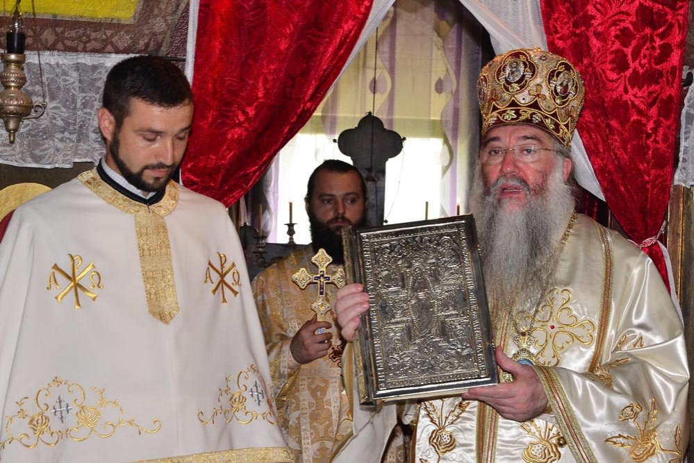 Parohia Stângăceaua are un nou păstor sufletesc 72004