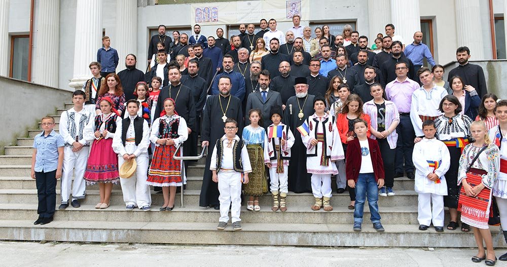 Premii pentru câştigătorii celor două concursuri naţionale 71957