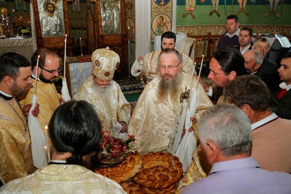 De-a dreapta Tatălui, prin viaţă de sfinţenie şi milostenie 71924