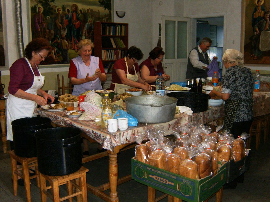 Acţiune filantropică la Dej 71905