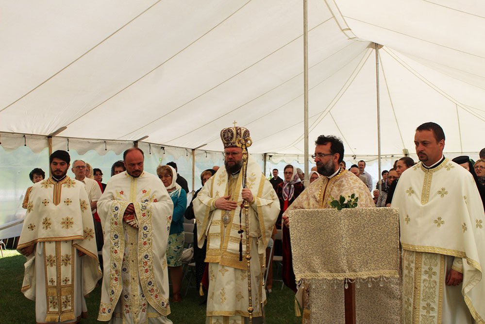 Hramul mănăstirii româneşti din Middletown, New York 71872