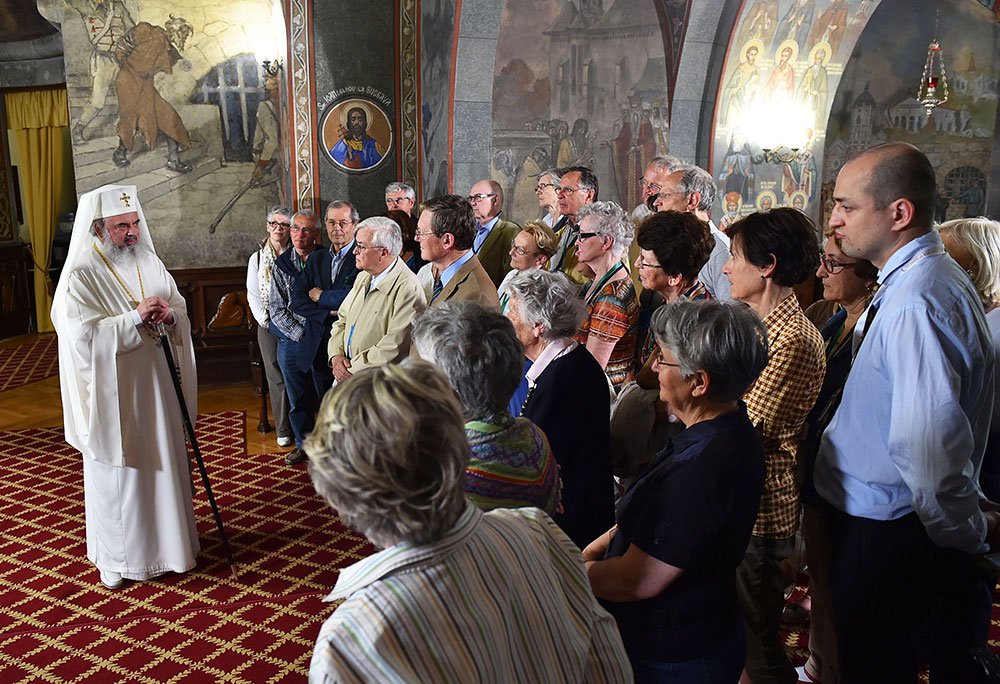 Pelerini francezi la Patriarhia Română 71846