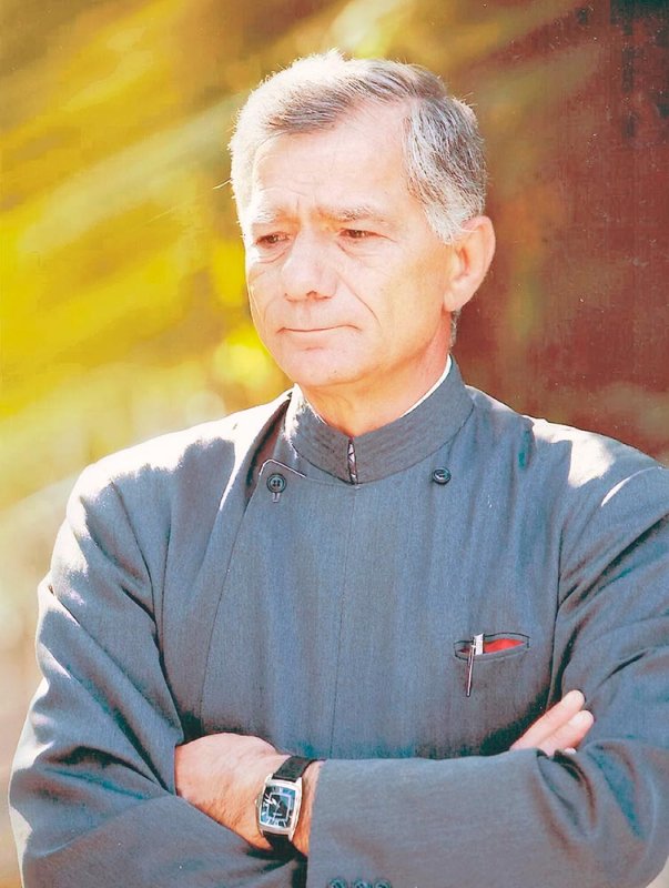 Un sacerdot al condeiului frumos 71759