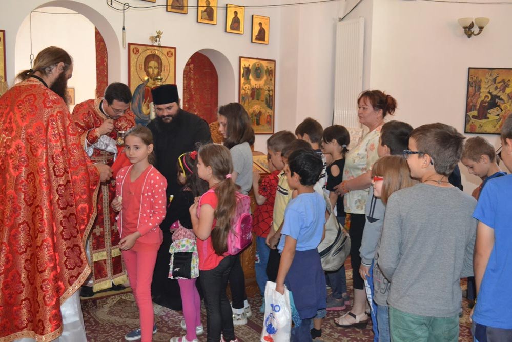 Pelerinaj la Mănăstirea Piatra Scrisă 71704