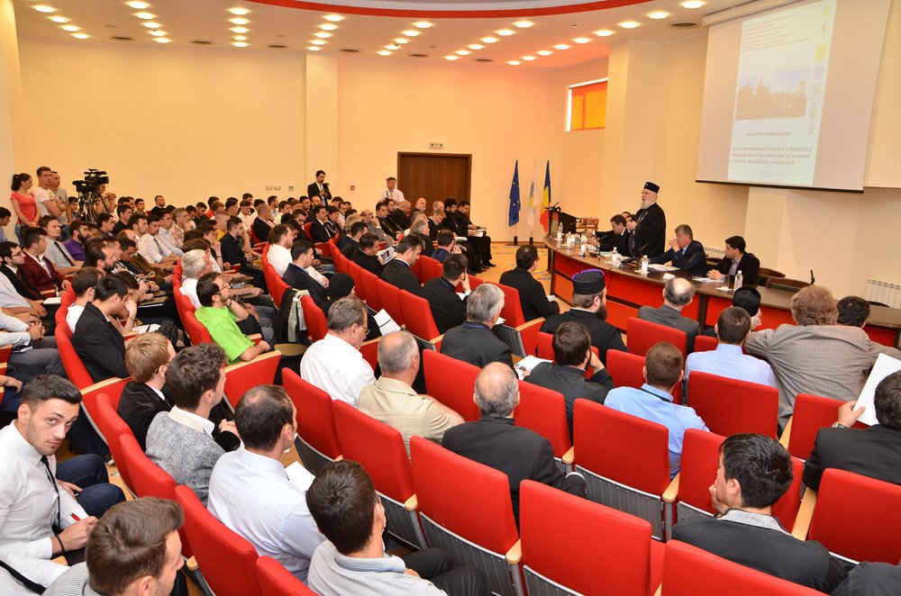 Simpozion internaţional de teologie la Târgovişte 71713