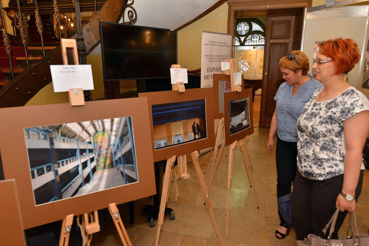 „Luna Bucureștilor după 80 de ani“ 71682