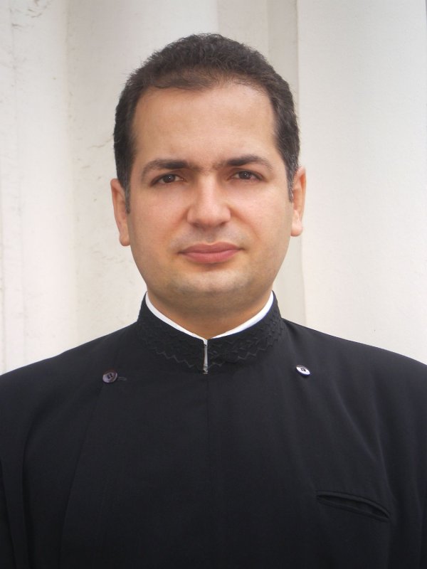 Educația religioasă: îndoctrinare sau înnobilare? 71638