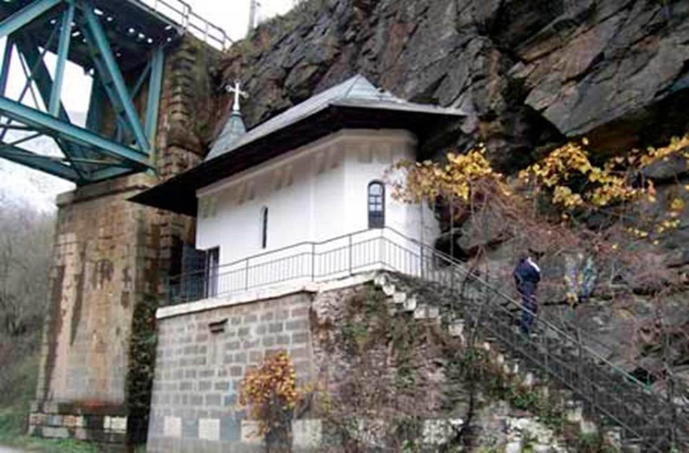 Mănăstirea Piatra Scrisă își va sărbători hramul 71633