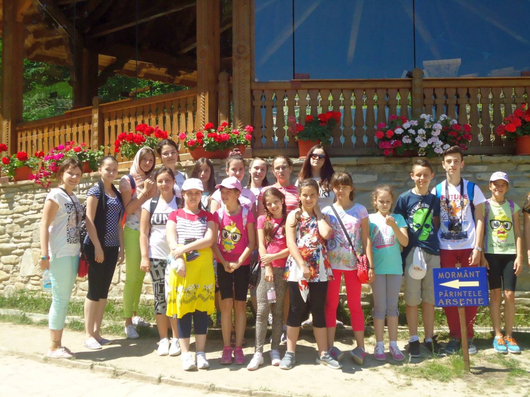 Pelerinaj pentru elevii arădeni 71528