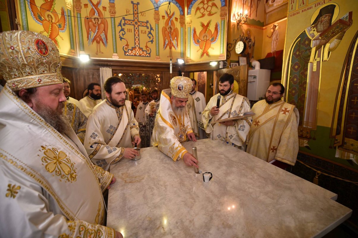 A fost sfinţită capela Institutului Parhon din Capitală 71497