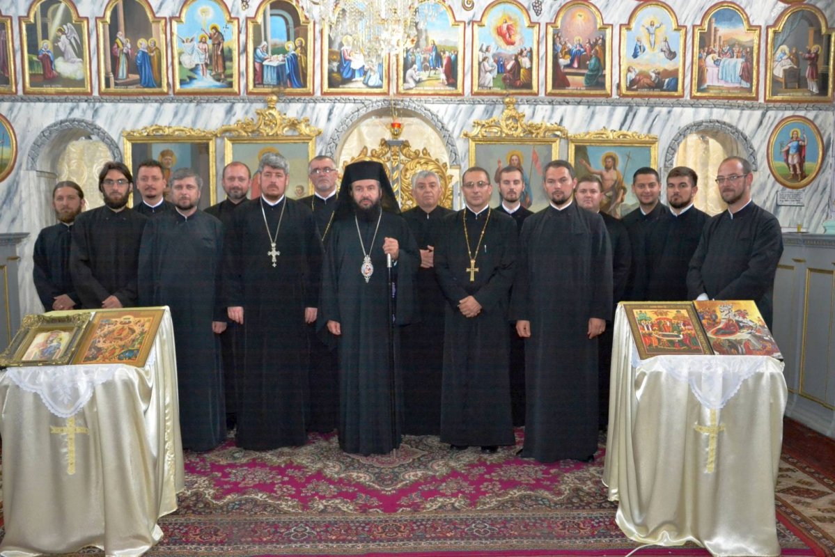 Întrunirea preoților și profesorilor de religie 71467