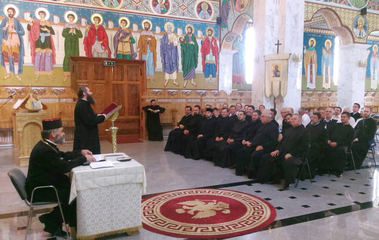 Şedinţă administrativă lunară la Jibou 71462