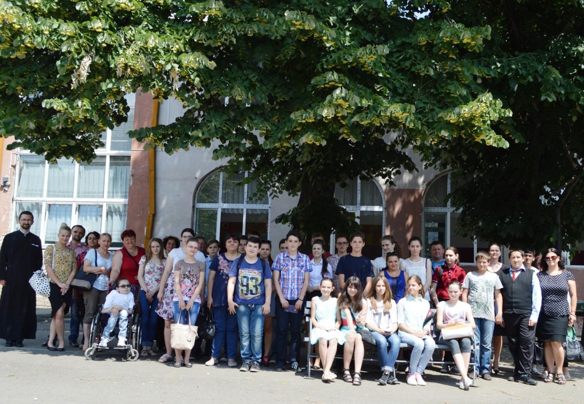 Bursele Filantropia la final de an şcolar, în Bihor 71438