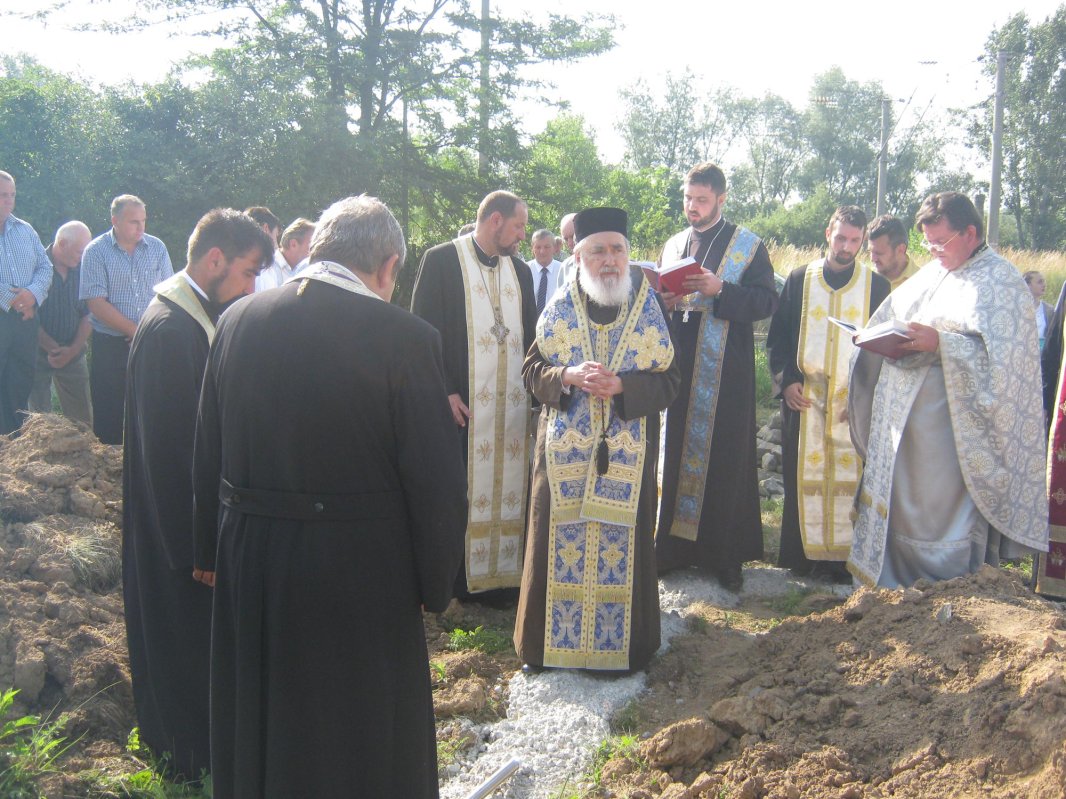 Slujire arhierească în Parohia Şoimoş 71419