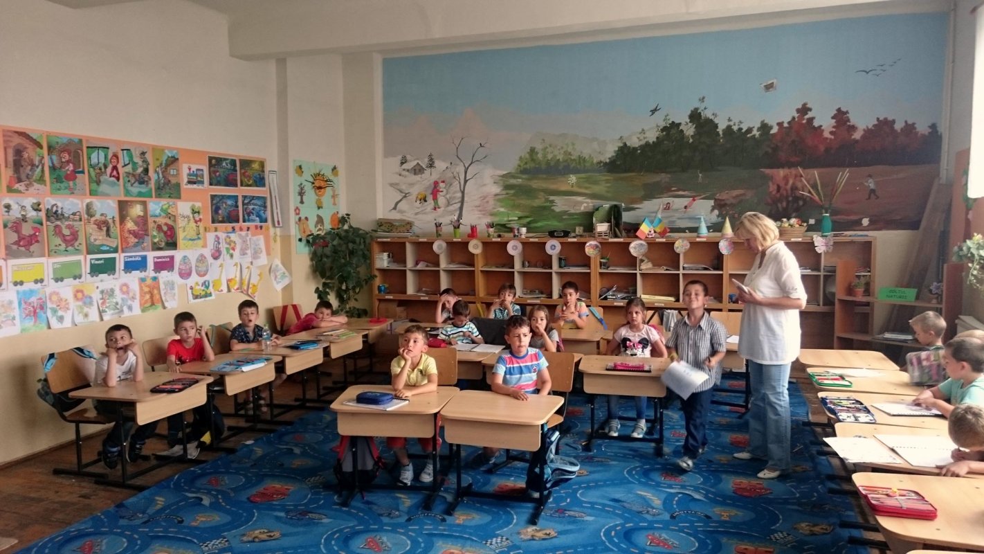 Campania „Spune nu violenţei în şcoli!“ continuă la Sibiu 71388