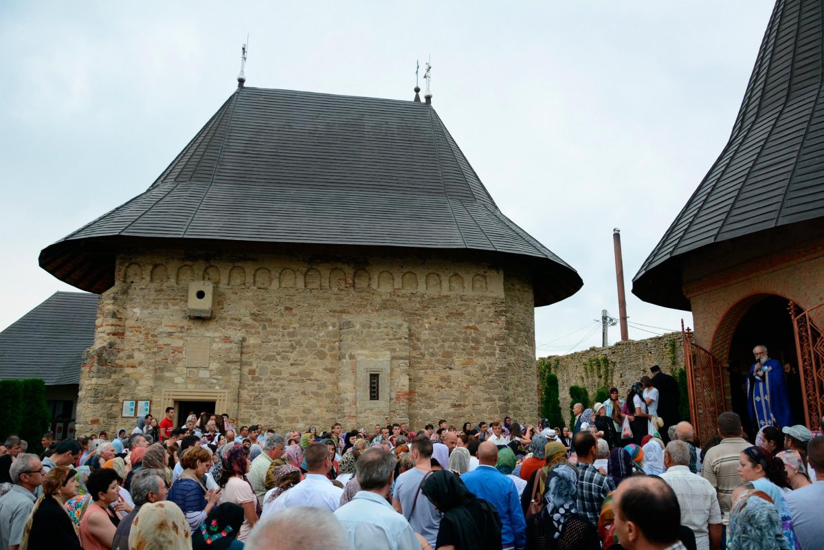 „Monografie pentru omul contemporan“, lansată la Hadâmbu 71387