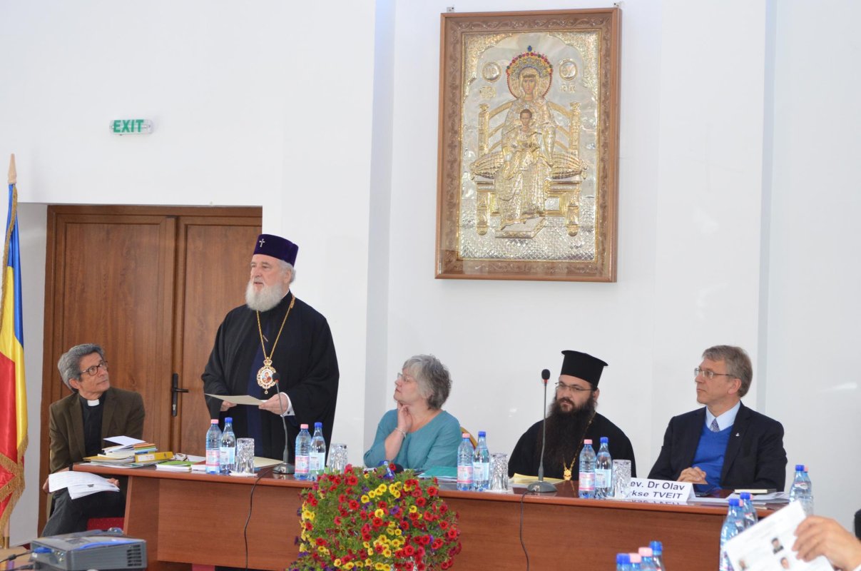 Întrunirea plenară  a Comisiei Credință și Constituție 71348