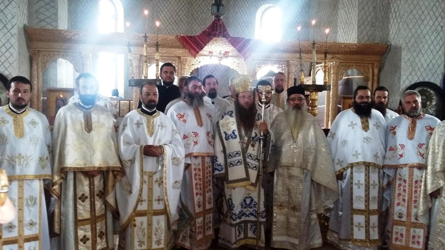 Slujire arhierească în Protopopiatul Întorsura Buzăului 71340